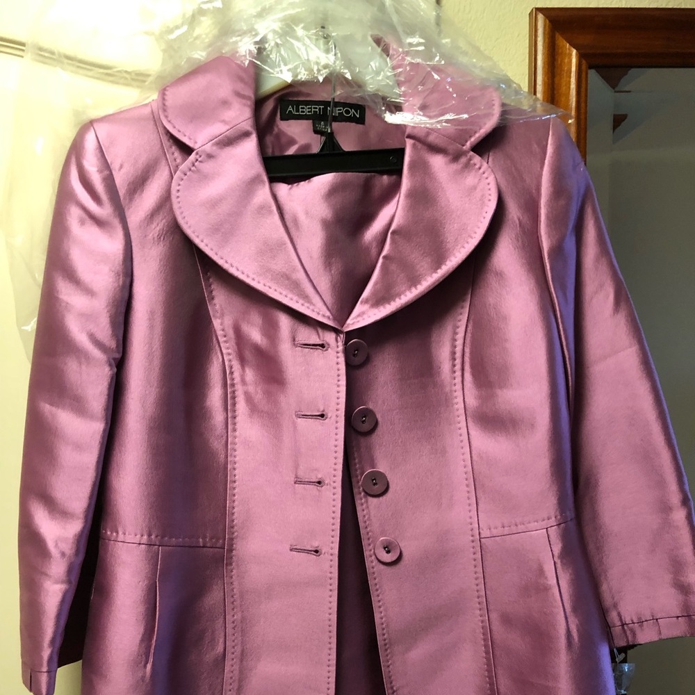 Albert nipon silk suit